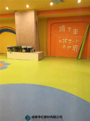 疊彩區(qū)幼兒園專(zhuān)用塑膠地板廠(chǎng)家直銷(xiāo)價(jià)格引關(guān)注，優(yōu)質(zhì)服務(wù)歡迎咨詢(xún)